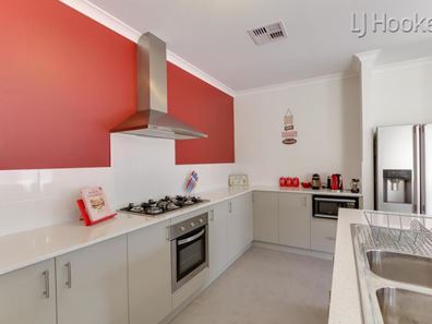 15 Copenhagen Street, Baldivis WA 6171