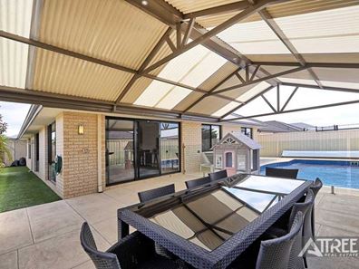 38 Marseille Gardens, Piara Waters WA 6112