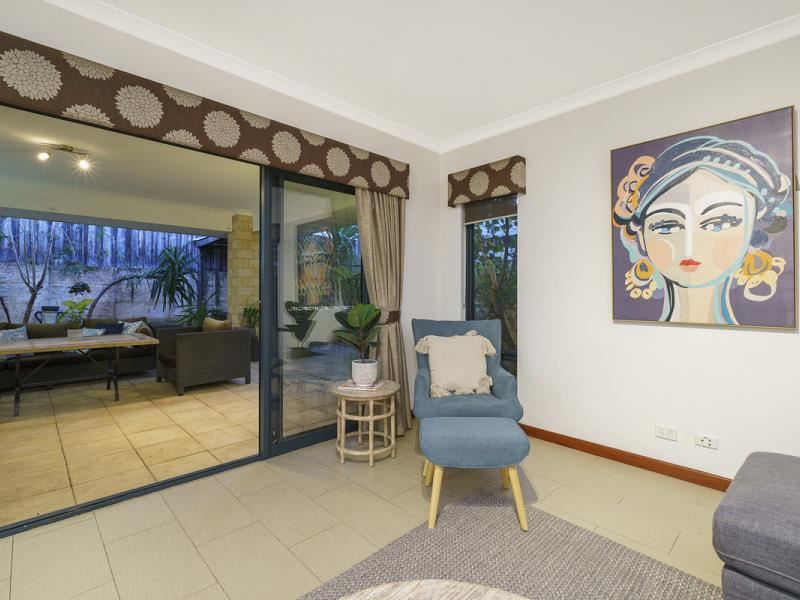 45 Pavilion Circle, The Vines WA 6069