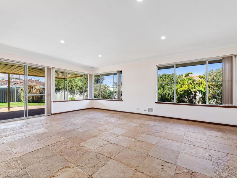 34 Poynter Drive, Duncraig