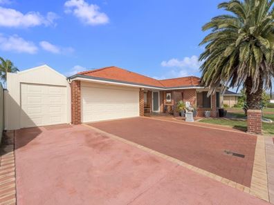 36 Chesapeake Parade, Port Kennedy WA 6172
