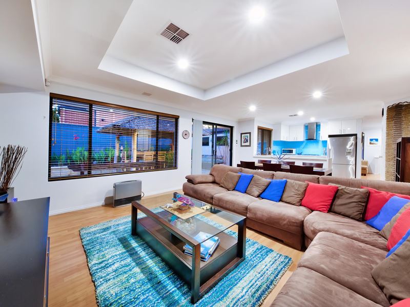 221A Hancock Street, Doubleview WA 6018