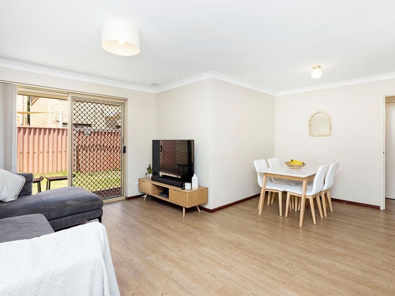 2/5 Hazel Avenue, Woodlands