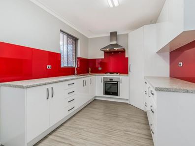 17 Warnbro Sound Avenue, Warnbro WA 6169