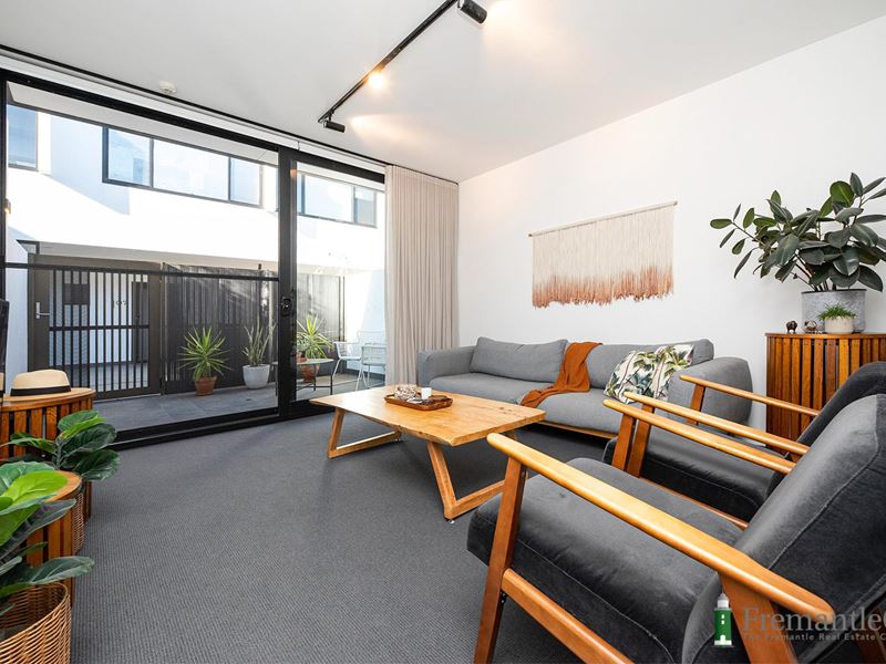 Unit 12/1A Charles St, South Fremantle