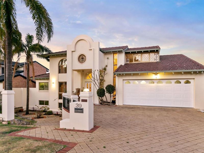 39 Whitfeld Terrace, Winthrop
