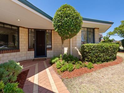 13 Orkney Crescent, Canning Vale WA 6155