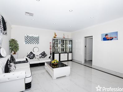3 Kokoda Boulevard, Byford WA 6122
