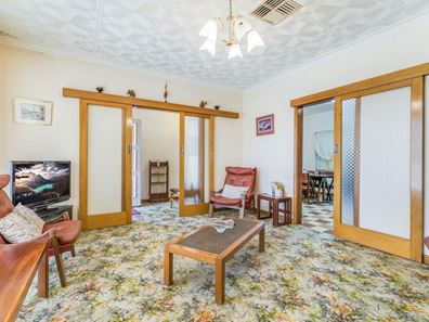 81 Redmond Road, Hamilton Hill WA 6163