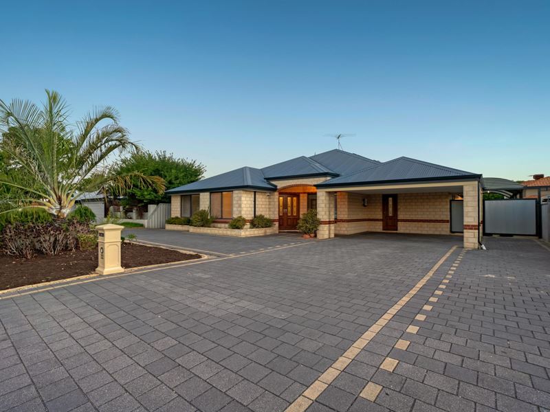 12 Grampian Way, Caversham WA 6055