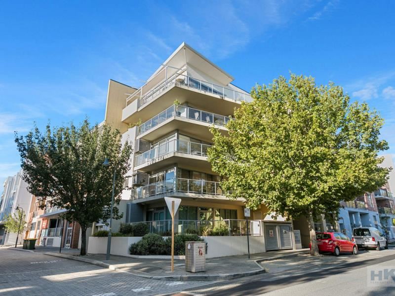 4/128 Brown Street, East Perth