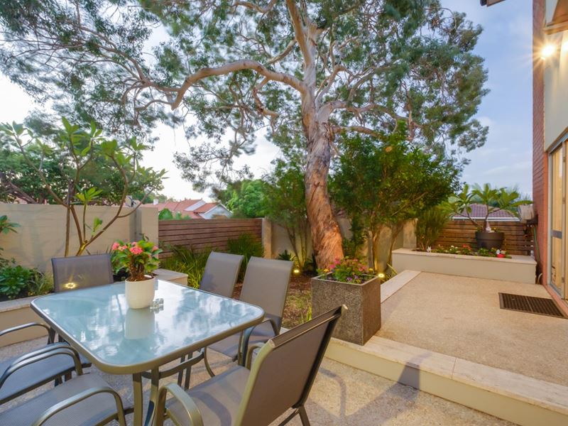 1/36 Martin Avenue, Nedlands