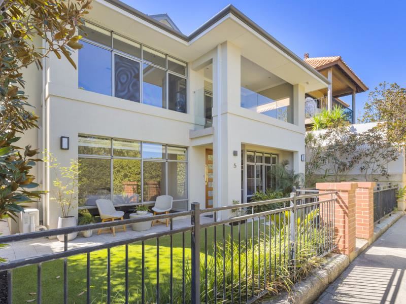 5 Dorset Cove, Mount Claremont WA 6010