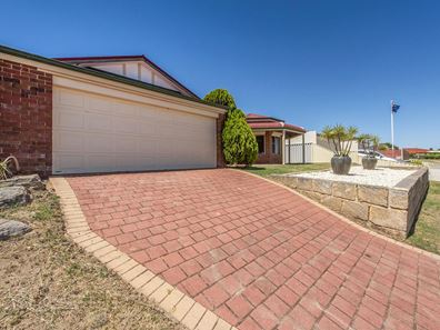 40 La Manche Avenue, Port Kennedy WA 6172