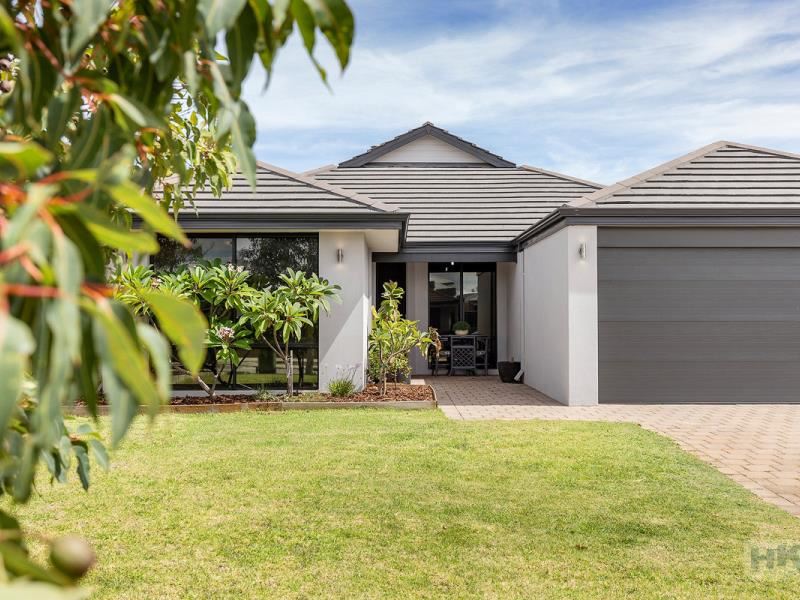 9 Greenslade Crescent, Ellenbrook
