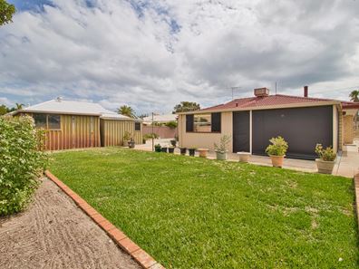 10 Willmott Drive, Cooloongup WA 6168