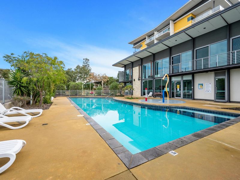 602/17 Malata  Crescent, Success