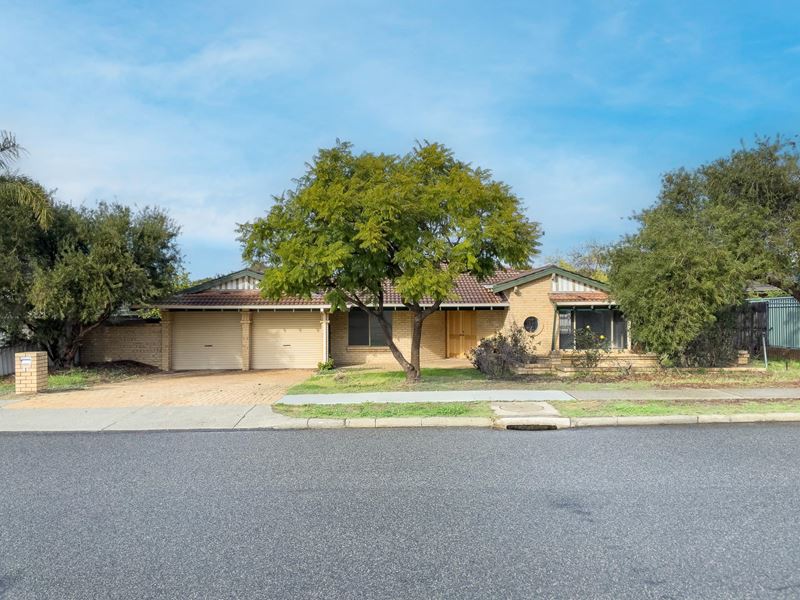 43 Aitken Drive, Winthrop