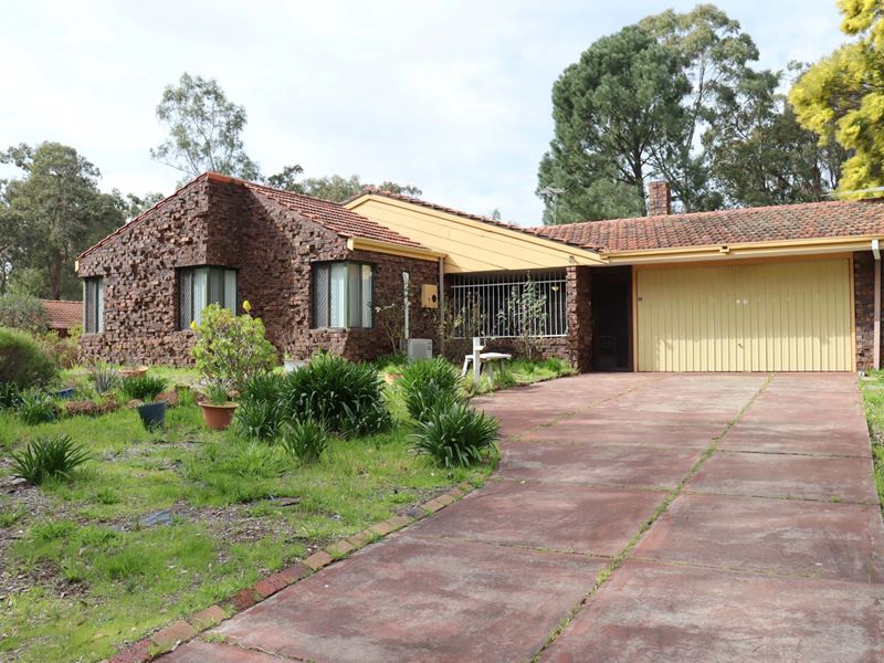 32 Casino Road, Glen Forrest