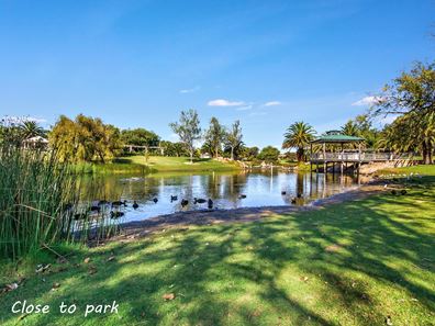 70 Cuthbertson Drive, Cooloongup WA 6168