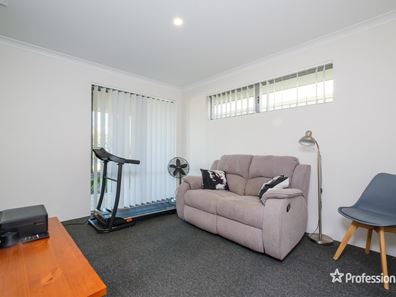 4 Worthington Road, Brabham WA 6055