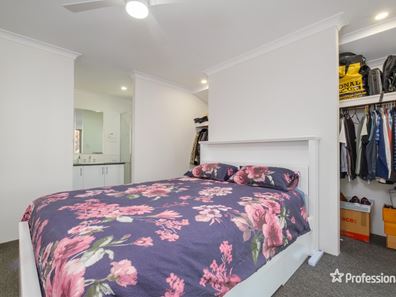4 Worthington Road, Brabham WA 6055