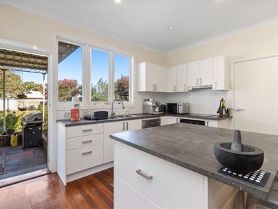 11A Guildford Road, Ashfield WA 6054