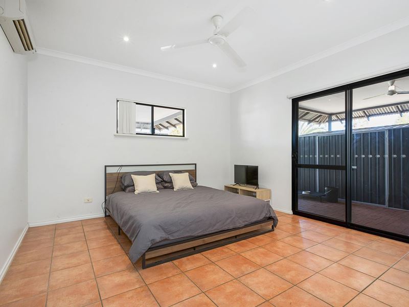 12 Armstrong Drive, Baynton