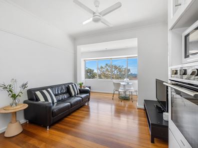 21/15 Eric Street, Cottesloe WA 6011