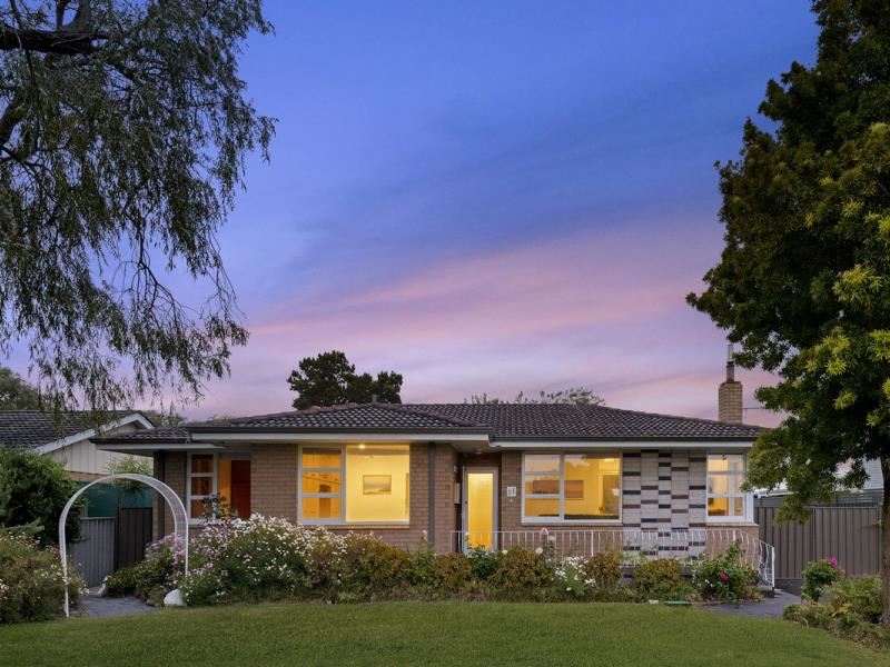11 Maryllia Road, Broadwater