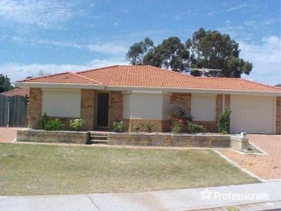 35 Carpenteria Crescent, Kenwick WA 6107