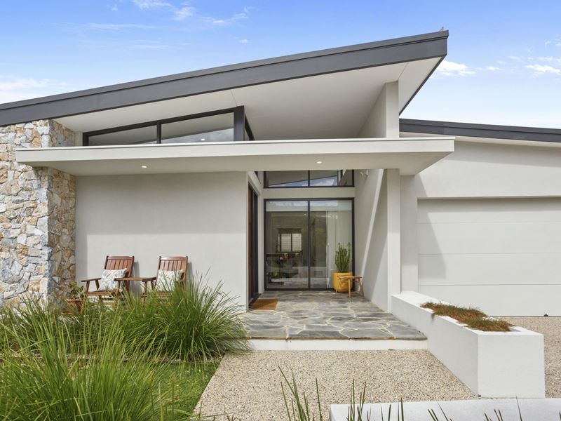 2 Ostend Road, Scarborough