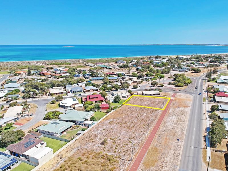 94 Bashford Street, Jurien Bay WA 6516