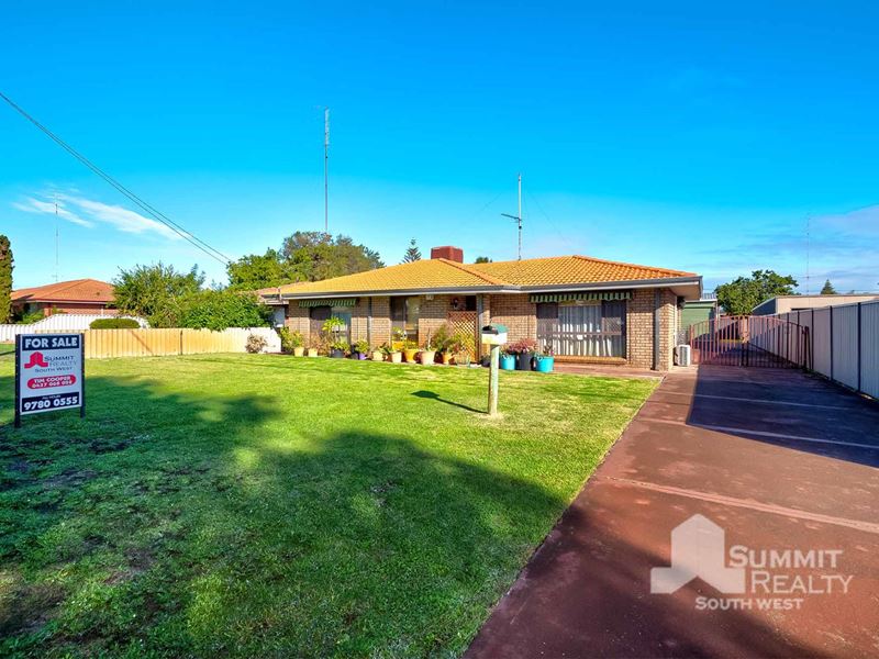 6 Moolyeen  Road, Carey Park WA 6230