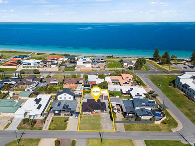 3 EDGEWATER ROAD, Safety Bay WA 6169