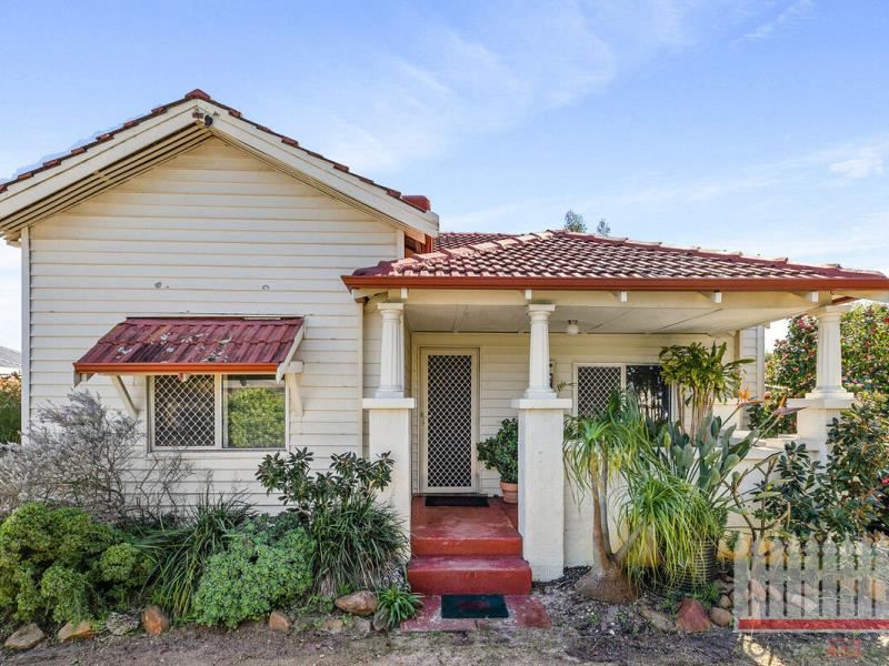 52 Walter Road East, Bassendean