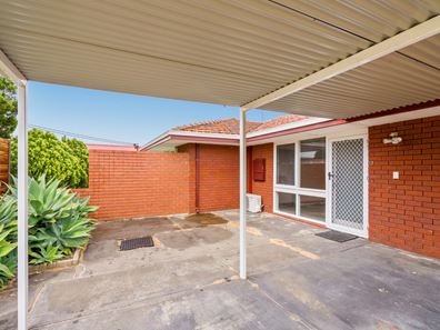 17B Ives Street, Hamilton Hill WA 6163