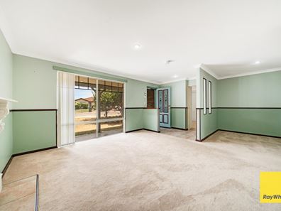 3 Elmwood Court, Marangaroo WA 6064