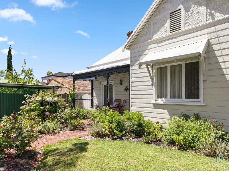 18 Arlington Avenue, South Perth