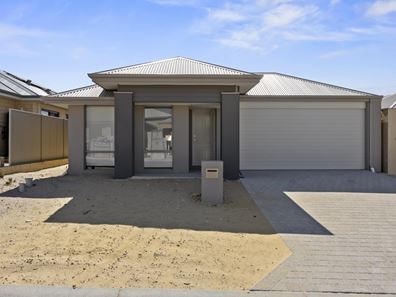 5 Amur Way, Alkimos WA 6038