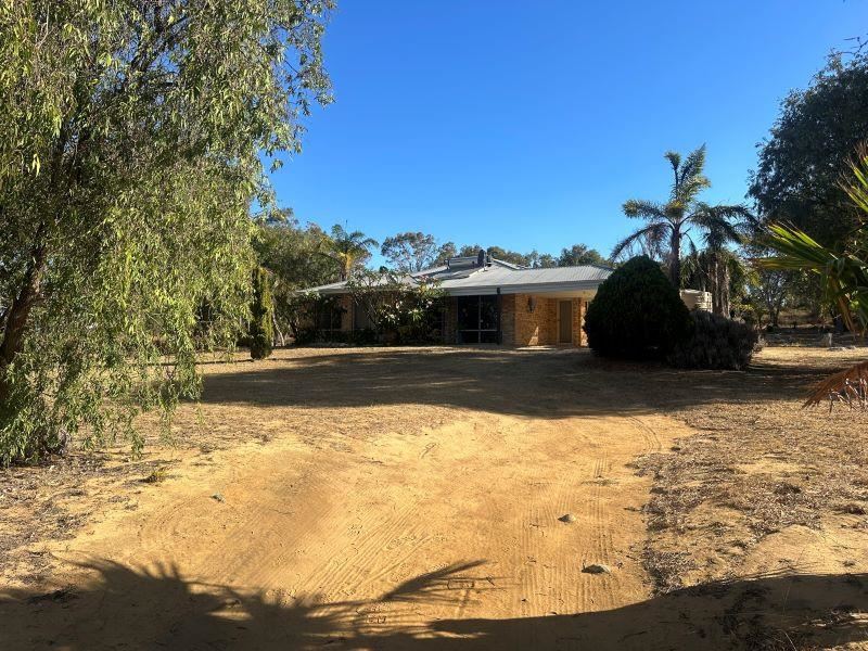 227 Sovereign Hill Drive, Gabbadah WA 6041