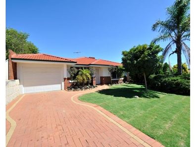 6 Eastleigh Loop, Currambine WA 6028