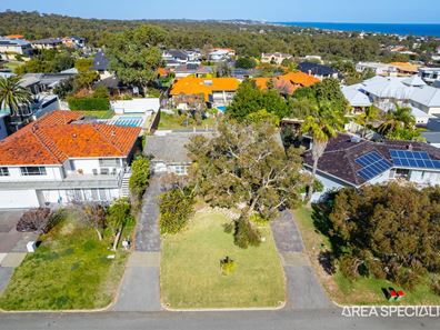 17 Larundel Road, City Beach WA 6015