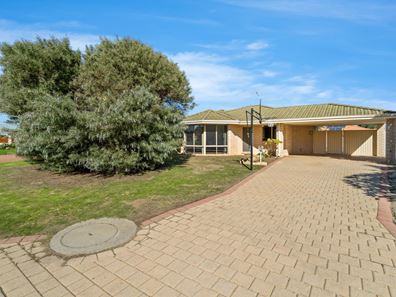 19 Staunton  Rise, Halls Head WA 6210