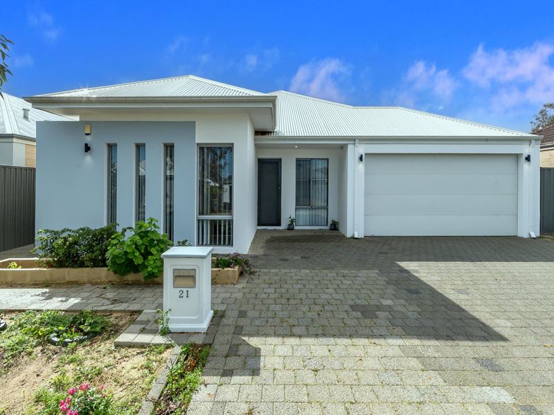 21 Nesbit Drive, Haynes WA 6112