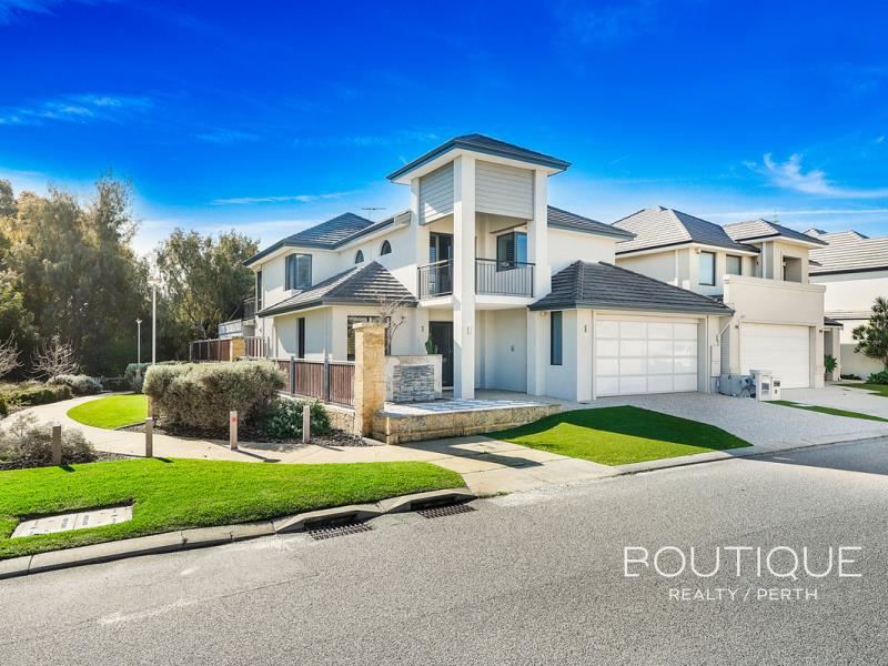 9 Foret Gardens, Hillarys