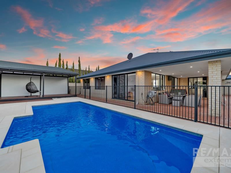 38 Colwyn Loop, Tapping