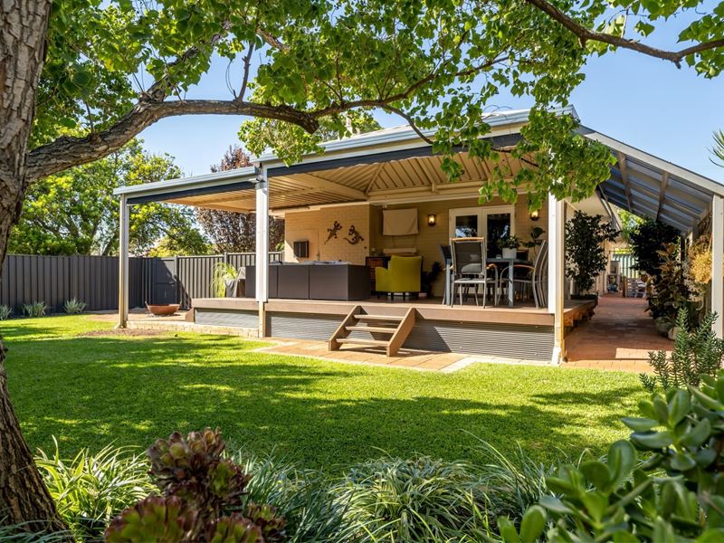 23 Horrocks Road, Booragoon WA 6154