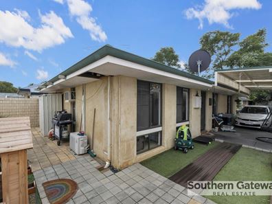 34 Abbey Road, Armadale WA 6112