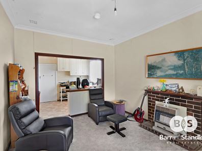 10 Stinton Street, Carey Park WA 6230